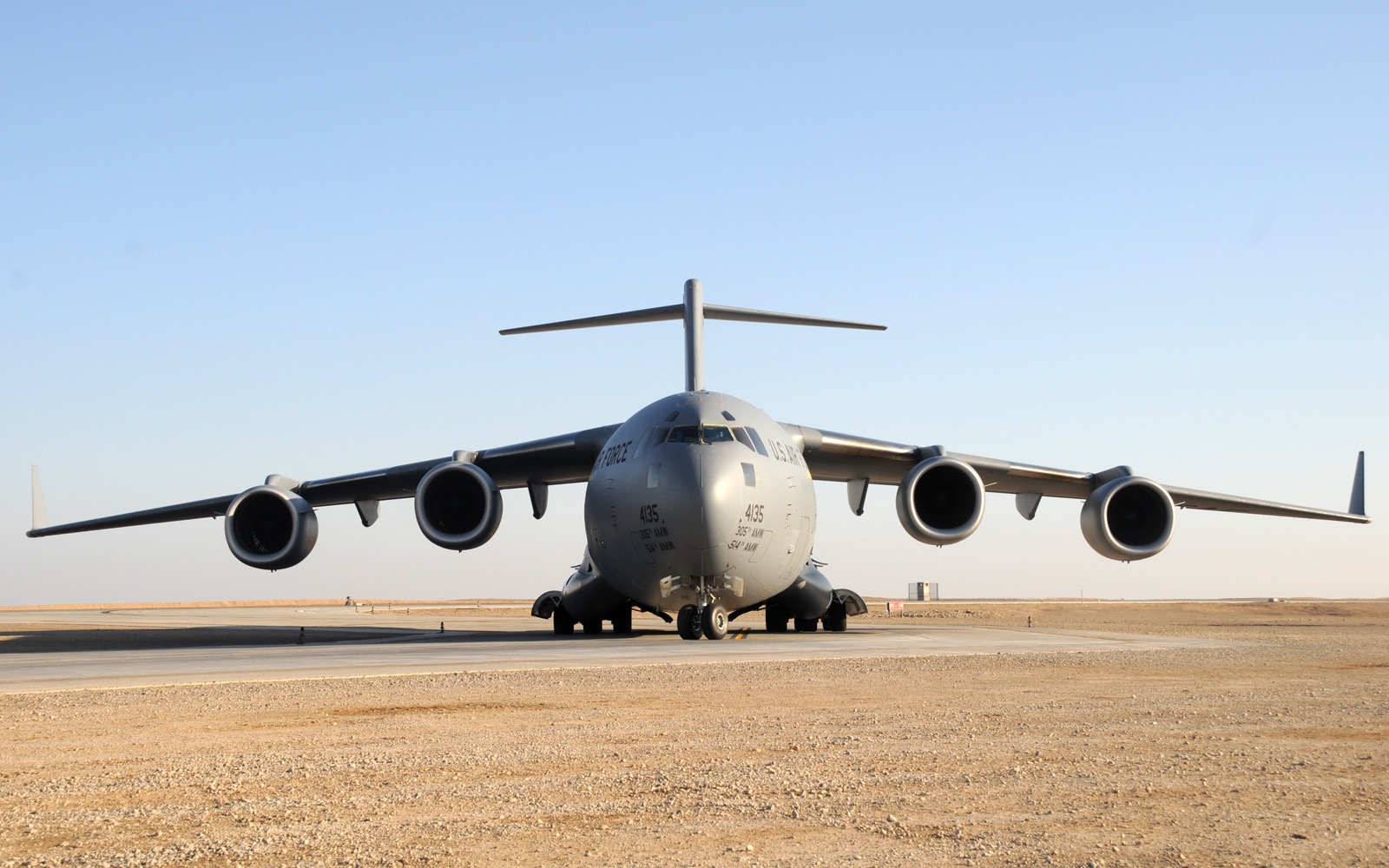C-17 aircraft on the airfield